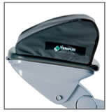 ダブルジョイント式の使いやすいヘッドレストまたは電動ヘッドレストの選択が可能